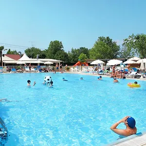 Holiday home Locazione Turistica Butterfly Happy Standard - Psc280, Peschiera del Garda